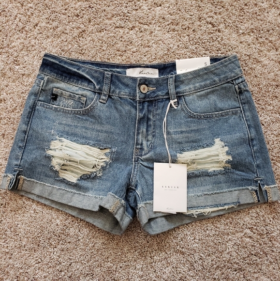 Urban Outfitters Pants - NWT MID RISE SHORTS